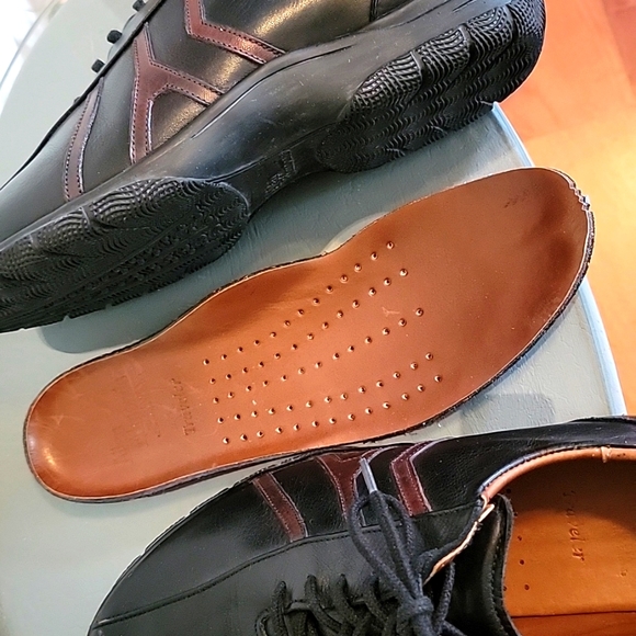 Allen Edmonds Traveler two-tone leather lace-up Oxford sneaker. - Picture 7 of 7